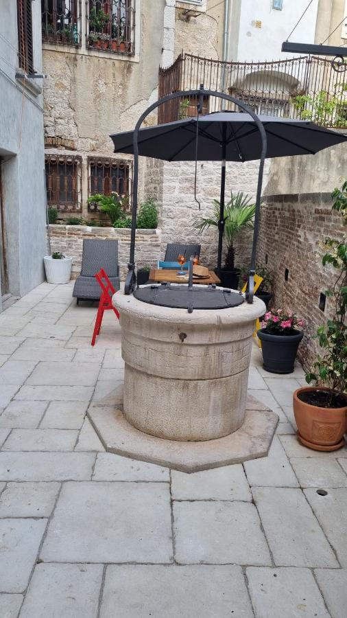 Dc II Downtown Apartment Rovinj Exterior photo