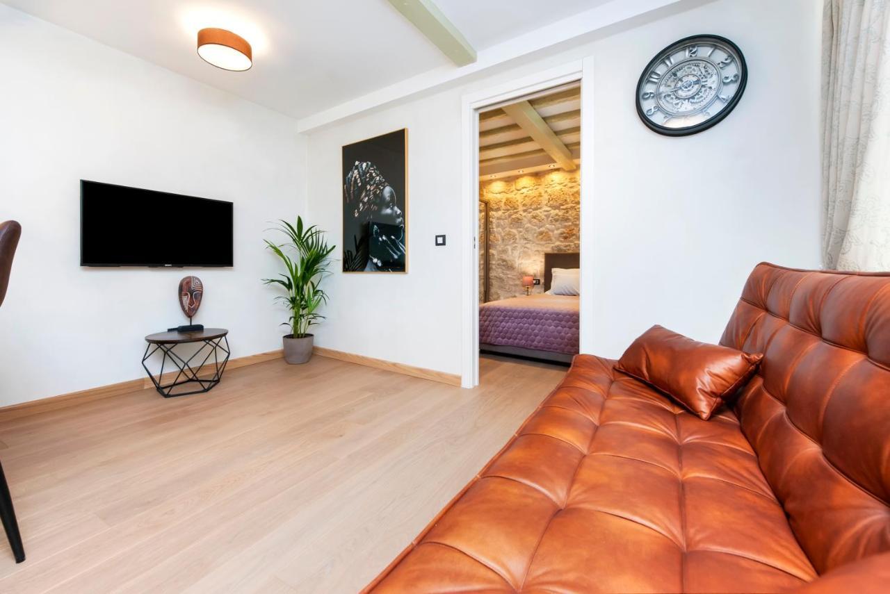 Dc II Downtown Apartment Rovinj Exterior photo