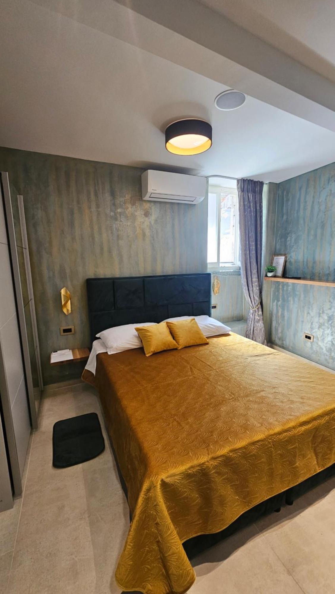 Dc II Downtown Apartment Rovinj Room photo